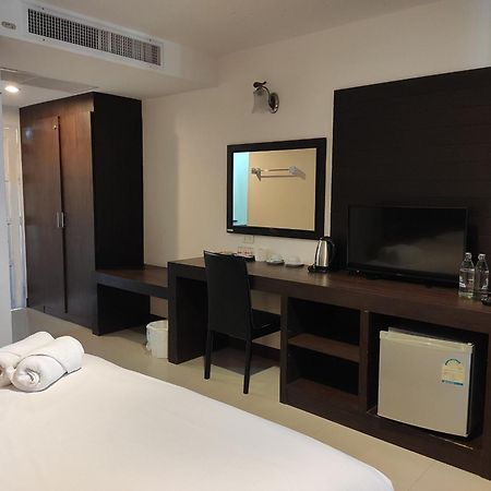 Baan Manthana Hotel, Hua Hin Bagian luar foto