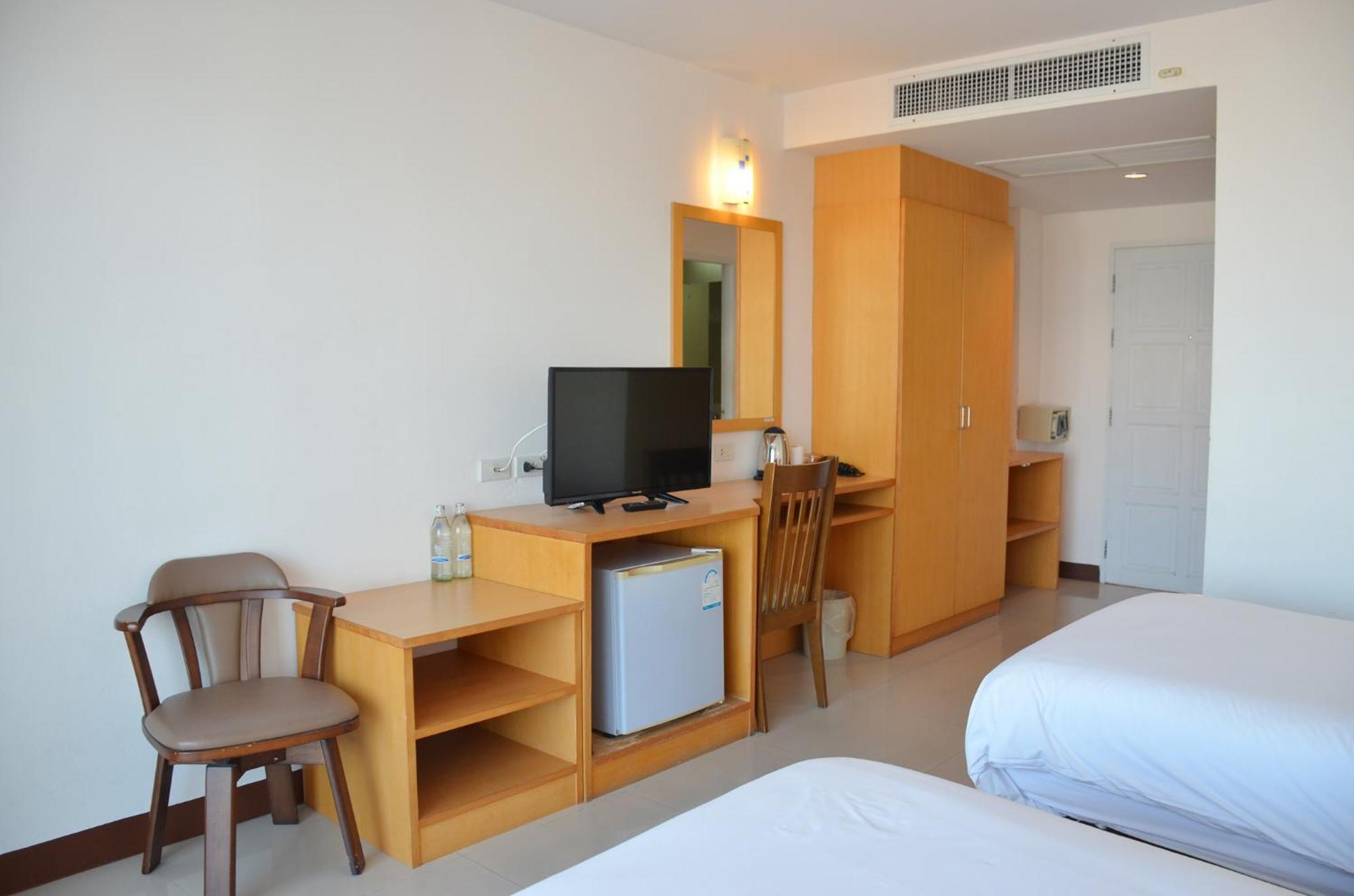 Baan Manthana Hotel, Hua Hin Bagian luar foto