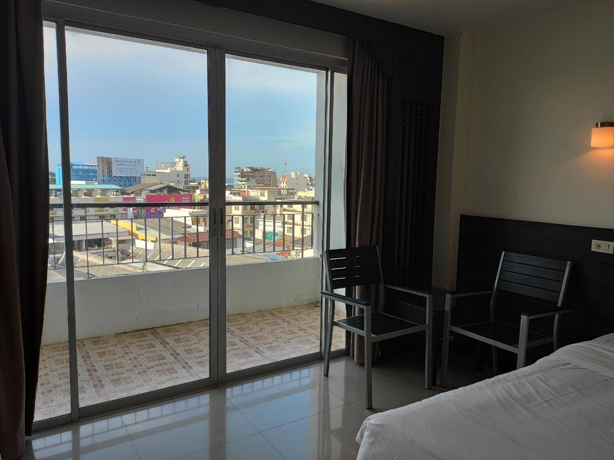 Baan Manthana Hotel, Hua Hin Bagian luar foto